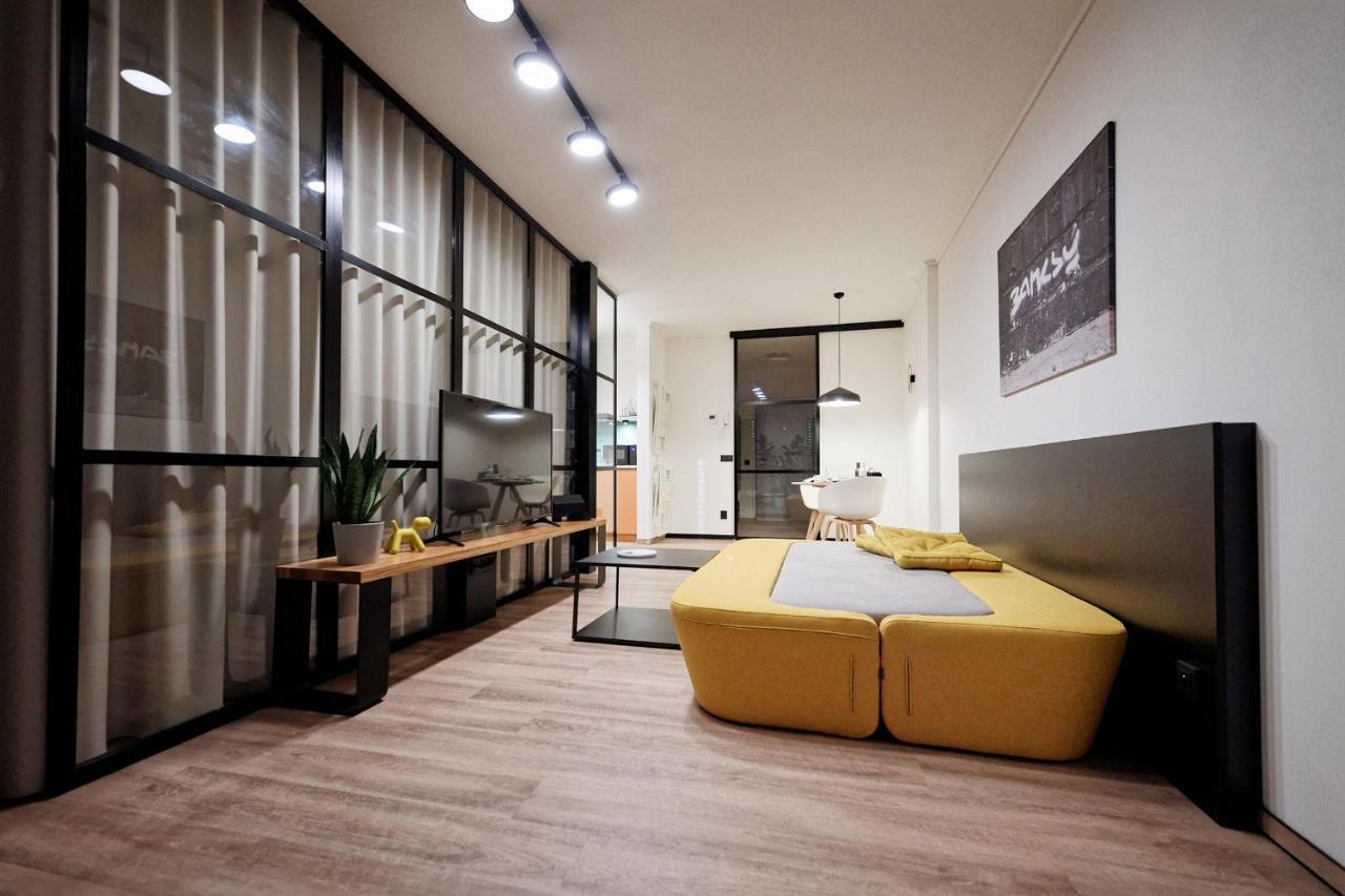 兹诺伊莫Apartman Aper公寓 外观 照片